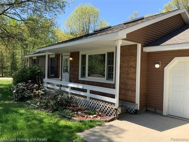 7395 Crestwood Drive, Oscoda Twp, MI 48750