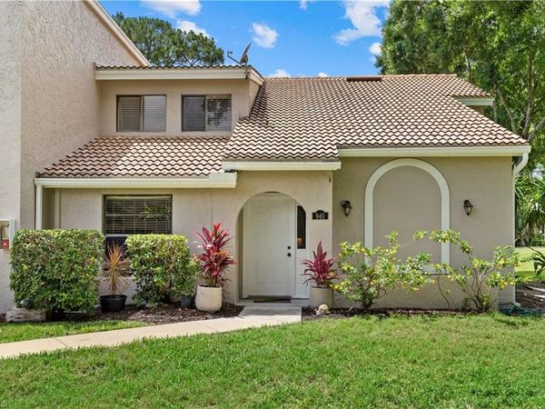 940 Augusta BLVD , Unit D939, NAPLES, FL 34113