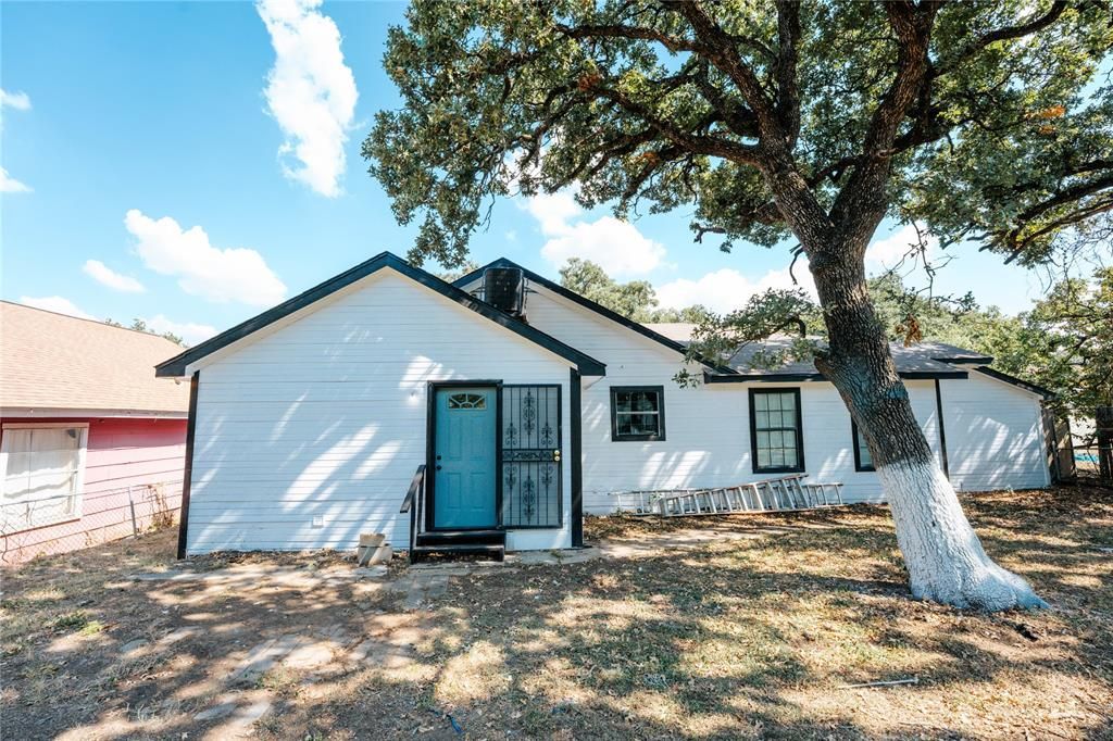4514 Erath Street, Fort Worth, TX 76119 Main Photo