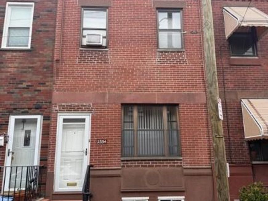 2334 S Rosewood Street, Philadelphia, PA 19145 Main Photo