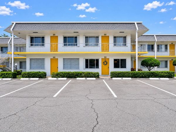 3240 Lake Osborne Drive, Unit Apt 104, Lake Worth Beach, FL 33461
