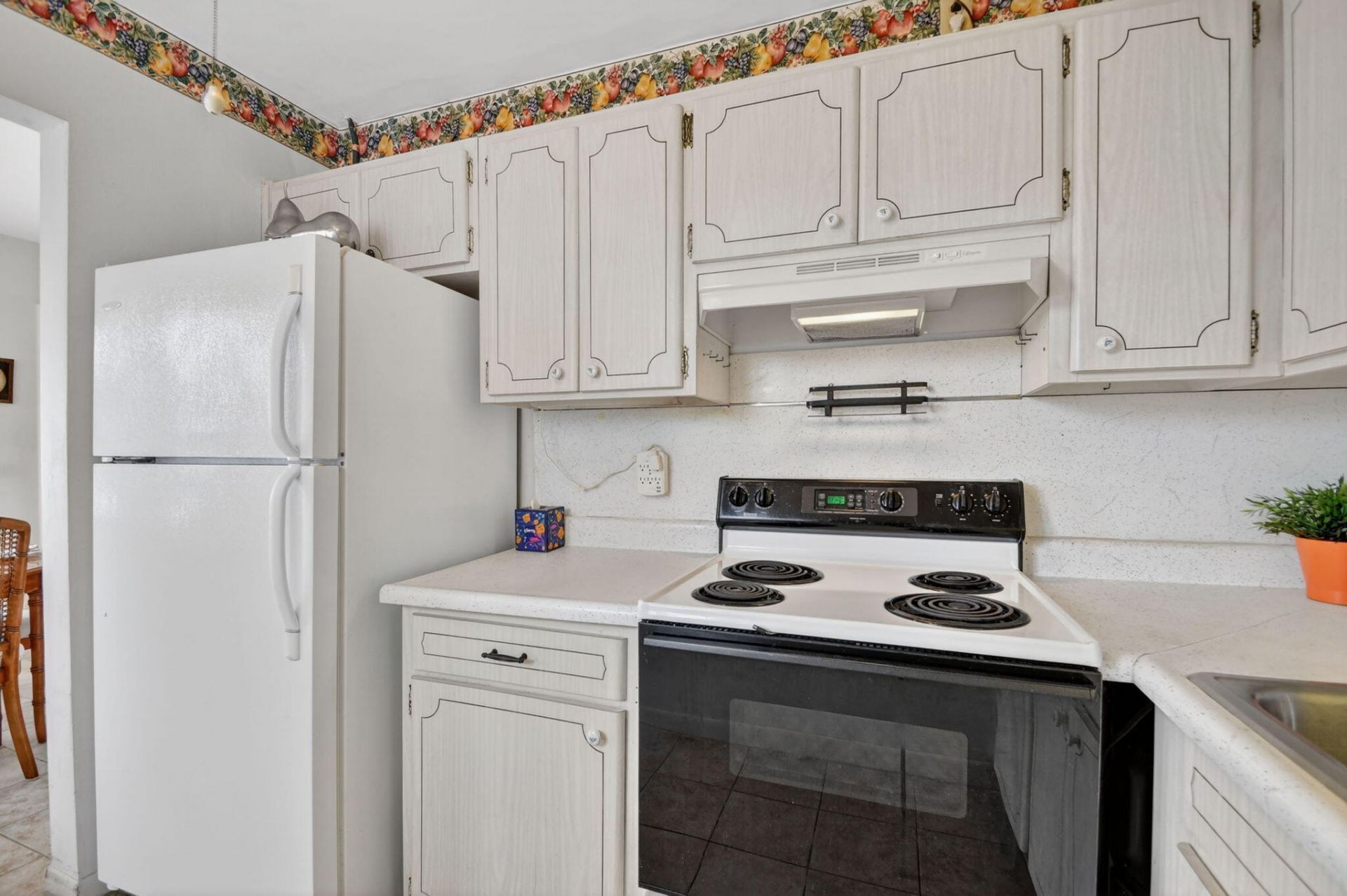 3240 Lake Osborne Drive, Unit Apt 104, Lake Worth Beach, FL 33461 Photo