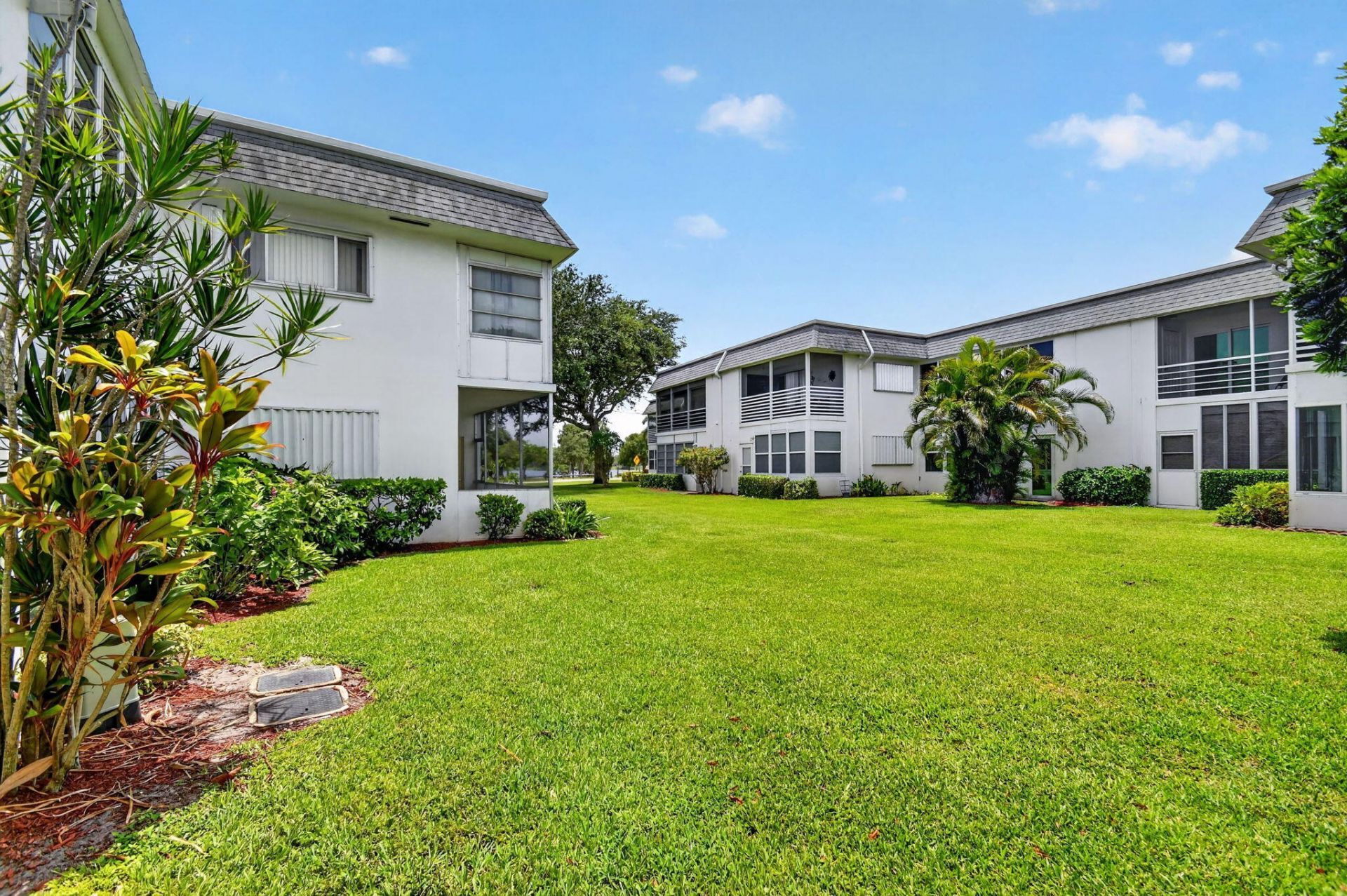 3240 Lake Osborne Drive, Unit Apt 104, Lake Worth Beach, FL 33461 Photo