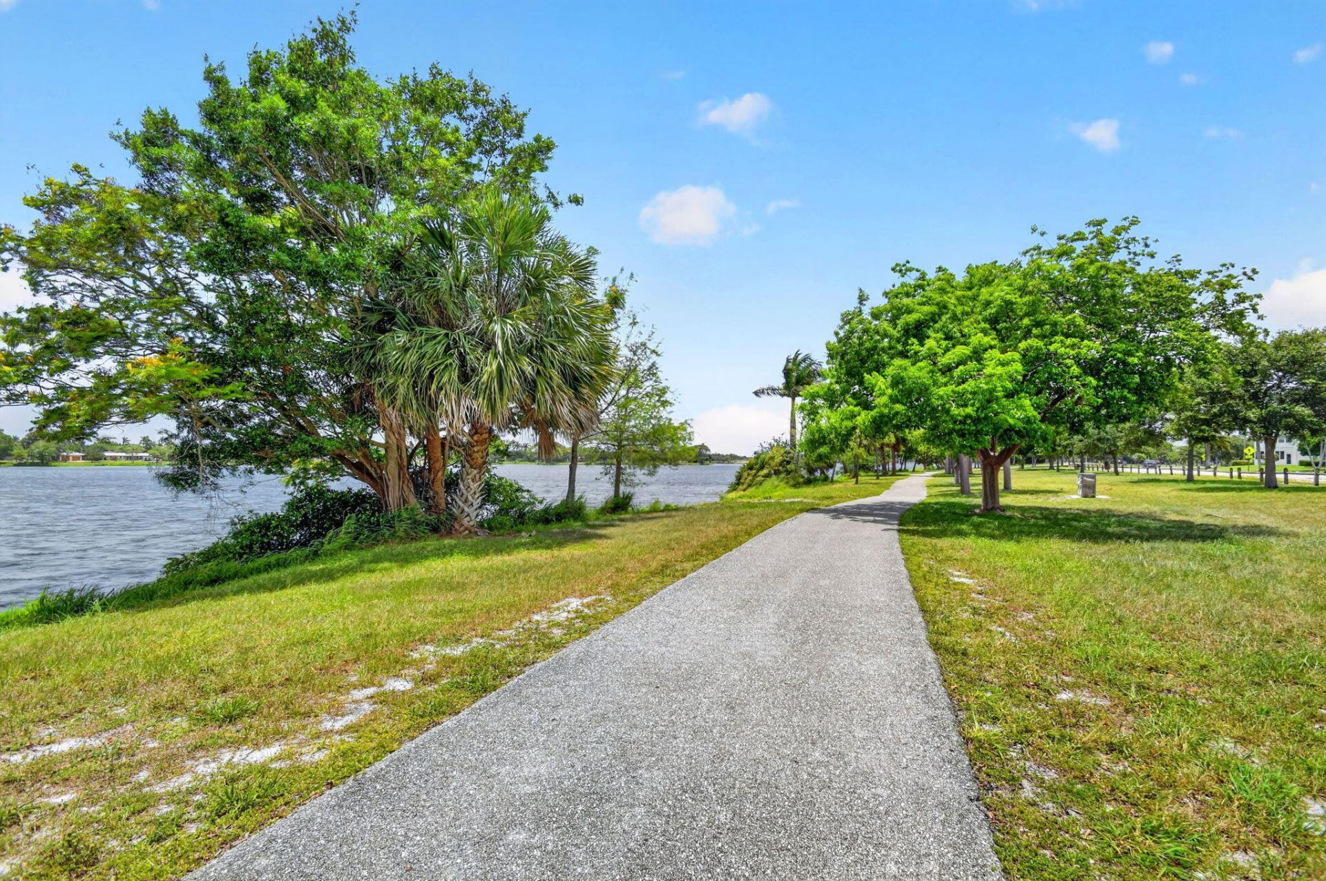 3240 Lake Osborne Drive, Unit Apt 104, Lake Worth Beach, FL 33461 Photo