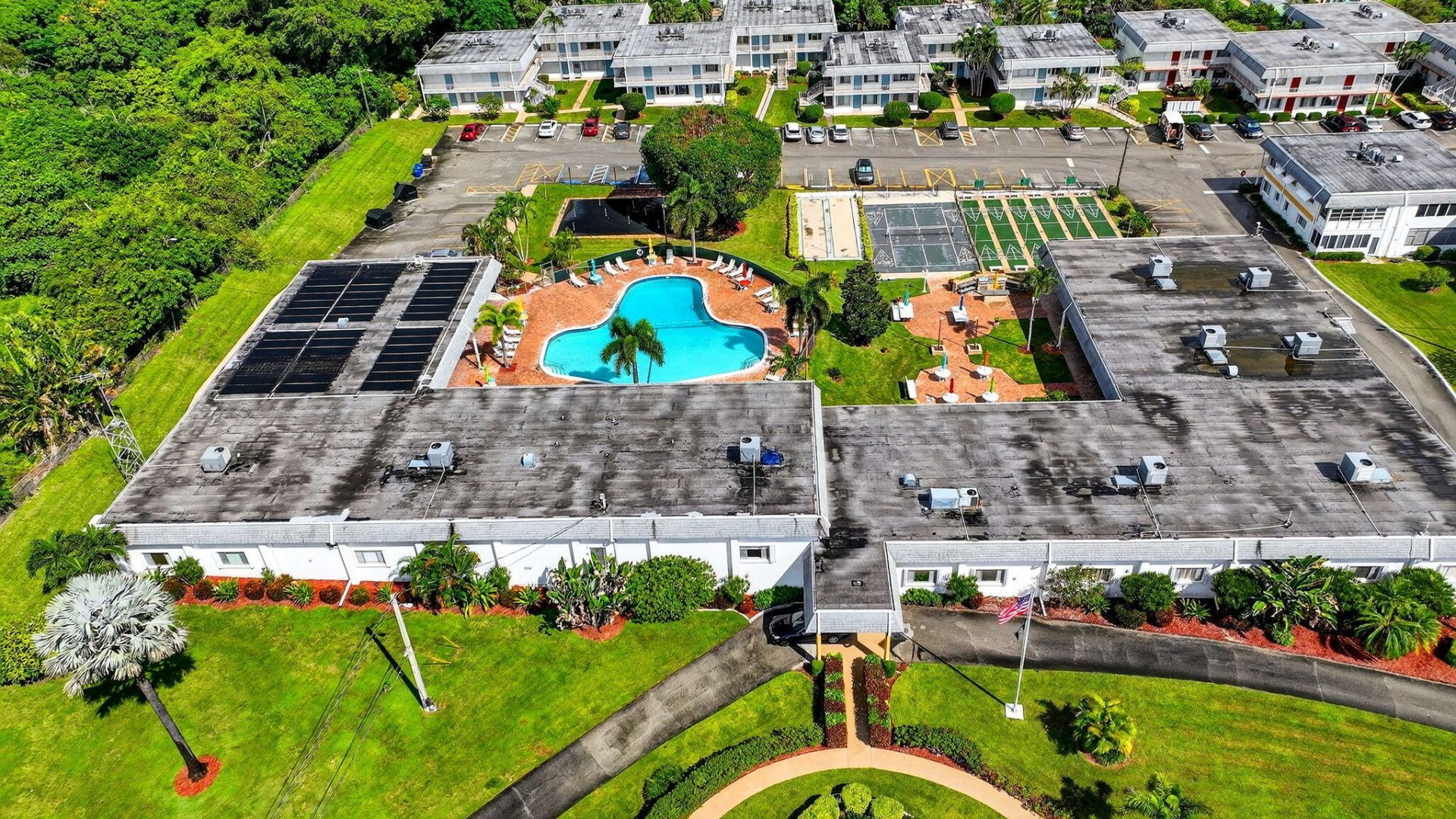 3240 Lake Osborne Drive, Unit Apt 104, Lake Worth Beach, FL 33461 Photo
