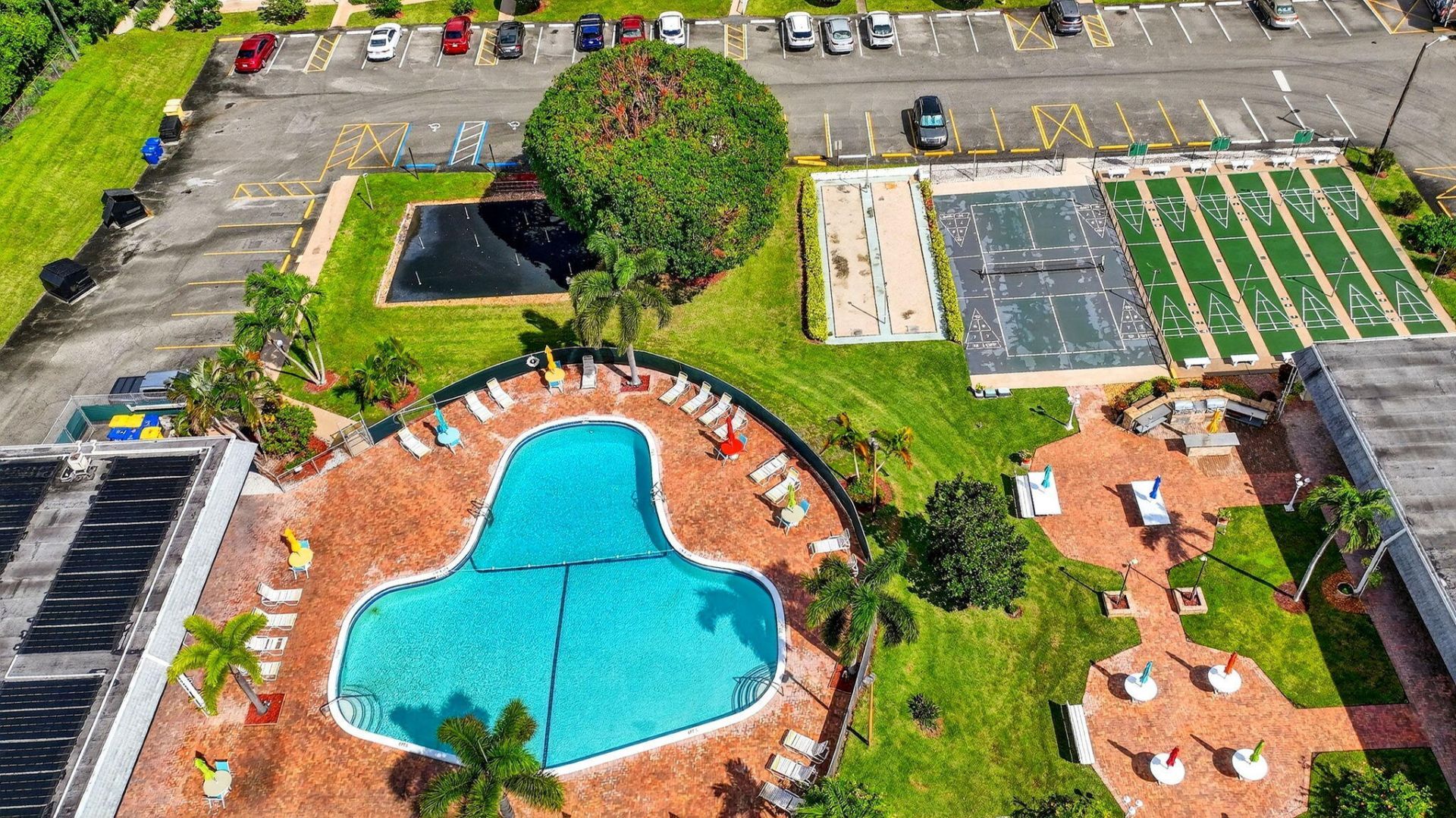 3240 Lake Osborne Drive, Unit Apt 104, Lake Worth Beach, FL 33461 Photo
