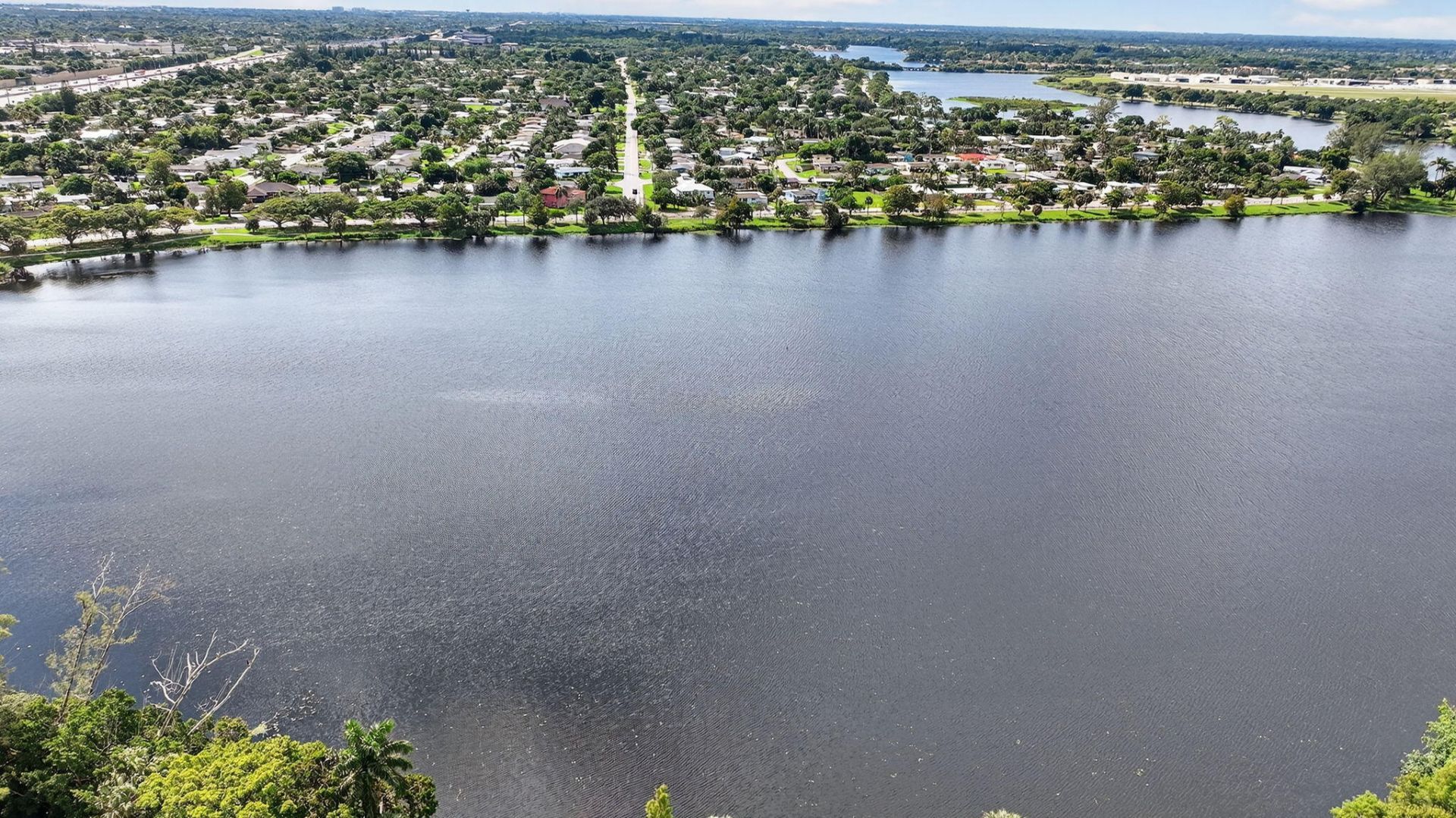 3240 Lake Osborne Drive, Unit Apt 104, Lake Worth Beach, FL 33461 Photo