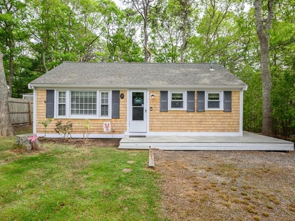 13 Coach House Ln, Dennis, MA 02660