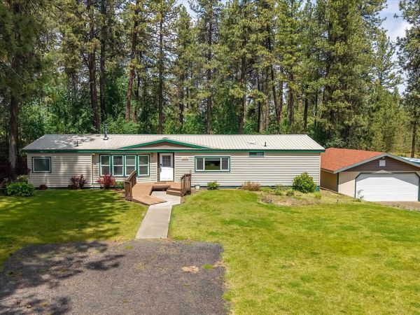 21916 W Mallard Bay Ln, Cheney, WA 99004