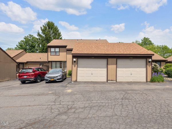 1503 Huntington Court, East Greenbush, NY 12061