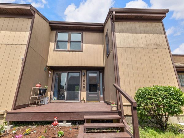 1503 Huntington Court, East Greenbush, NY 12061
