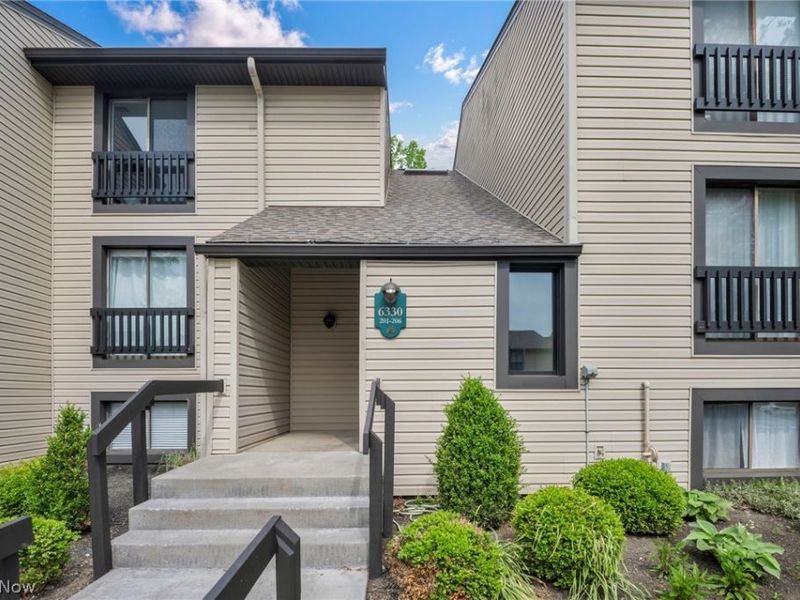 6330 Greenwood , Unit 205, Northfield, OH 44067 Photo 1