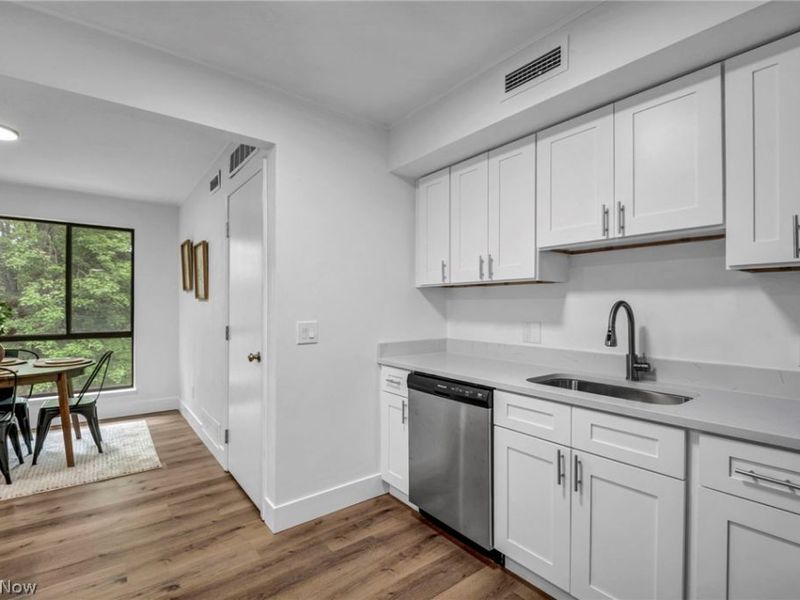 6330 Greenwood , Unit 205, Northfield, OH 44067 Photo 15
