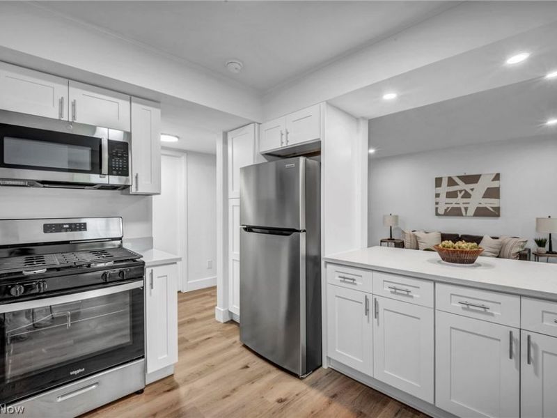 6330 Greenwood , Unit 205, Northfield, OH 44067 Photo 16