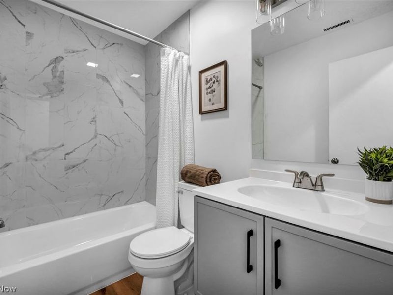 6330 Greenwood , Unit 205, Northfield, OH 44067 Photo 24