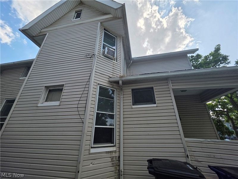 6408 Carl Avenue , Cleveland, OH 44103 Photo 25
