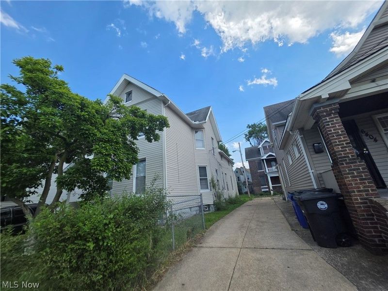 6408 Carl Avenue , Cleveland, OH 44103 Photo 26