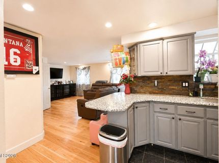 4135 Mina Way, Carson City, NV 89706 Photo