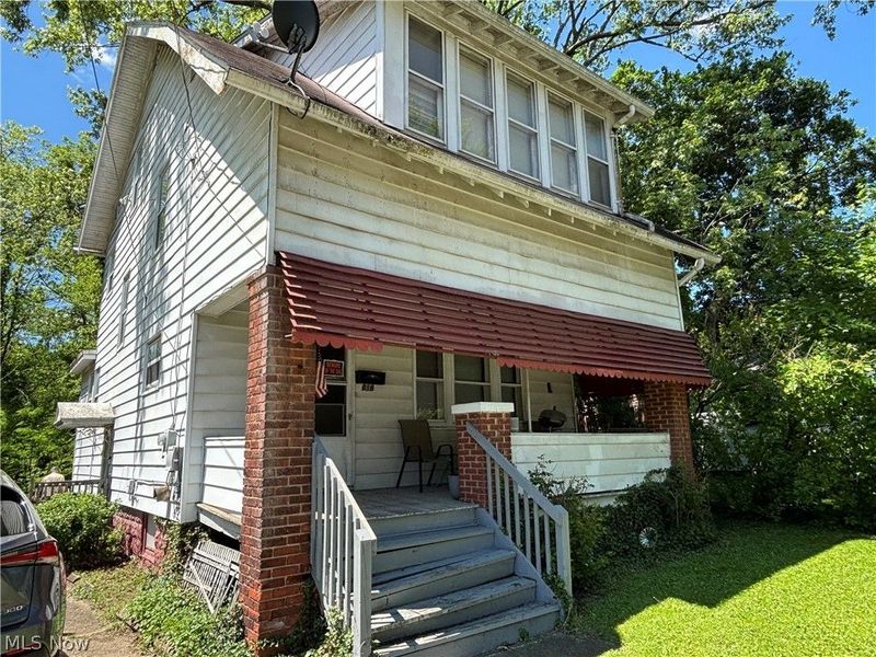818 Euclid Avenue , Akron, OH 44307 Photo 2