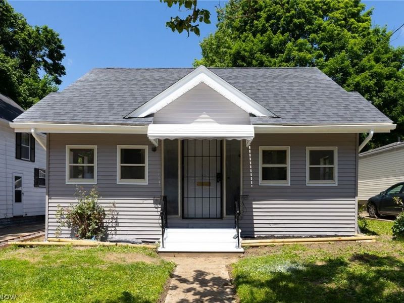 807 Stoner Street , Akron, OH 44320 Photo 1