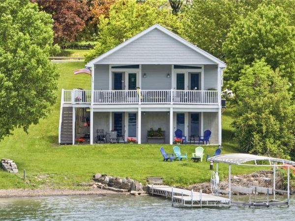 827 E Lake Road, Penn Yan, NY 14527
