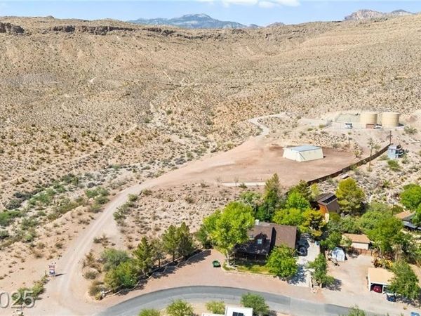 100 Spanish Trail , Las Vegas, NV 89110