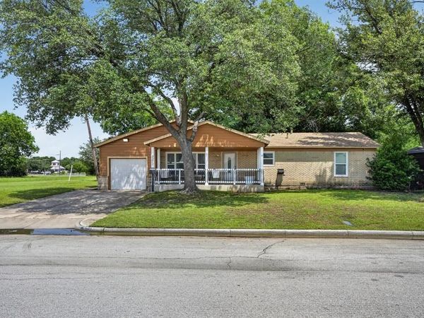 3272 Mimosa Park Drive, Richland Hills, TX 76118