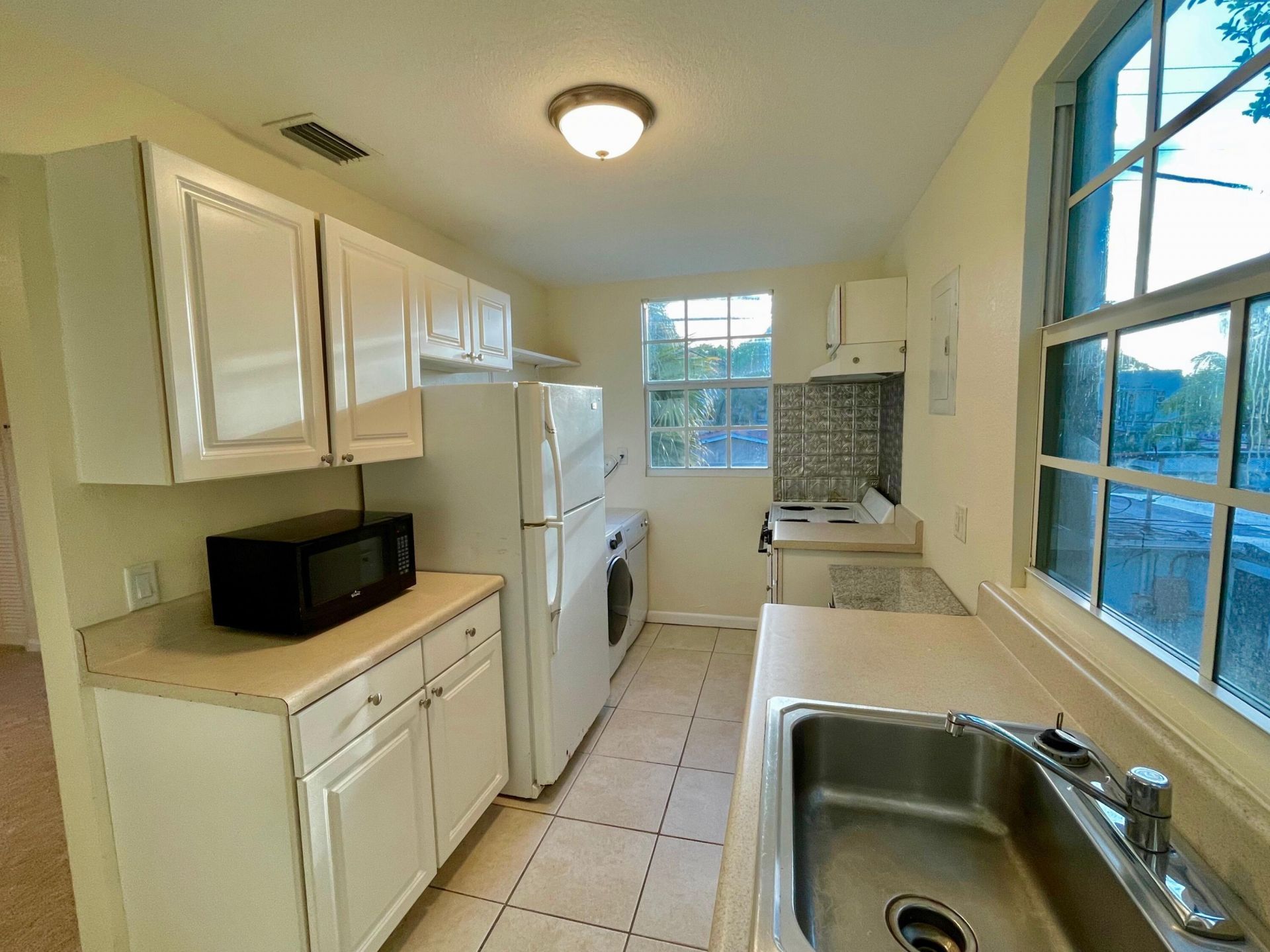 5555 Garden Avenue, Unit Apt. 2 (up, West Palm Beach, FL 33405 Photo