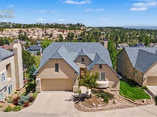 1924 Guardian Way, Colorado Springs, CO 80919