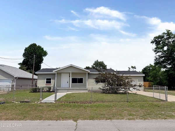 1417 Wisconsin Avenue , Lynn Haven, FL 32444