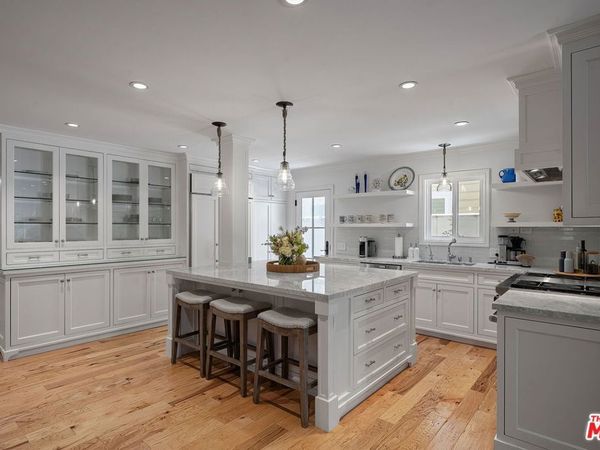 34 Buccaneer Street, Unit 1A, Marina Del Rey, CA 90292