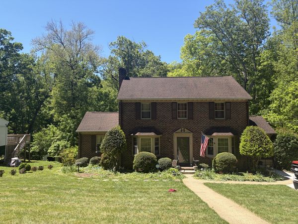 1949 Hillsdale RD , Lynchburg, VA 24501