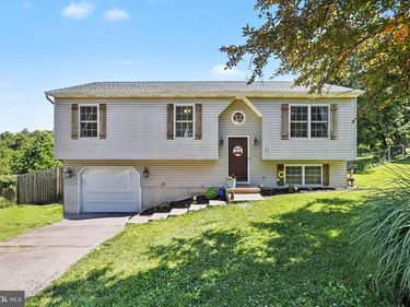 50 REBECCA DRIVE, YORK HAVEN, PA 17370