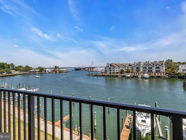 304 ACADEMY STREET , Unit 202, CAMBRIDGE, MD 21613