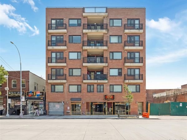 172-18 Jamaica Avenue, Jamaica, NY 11432