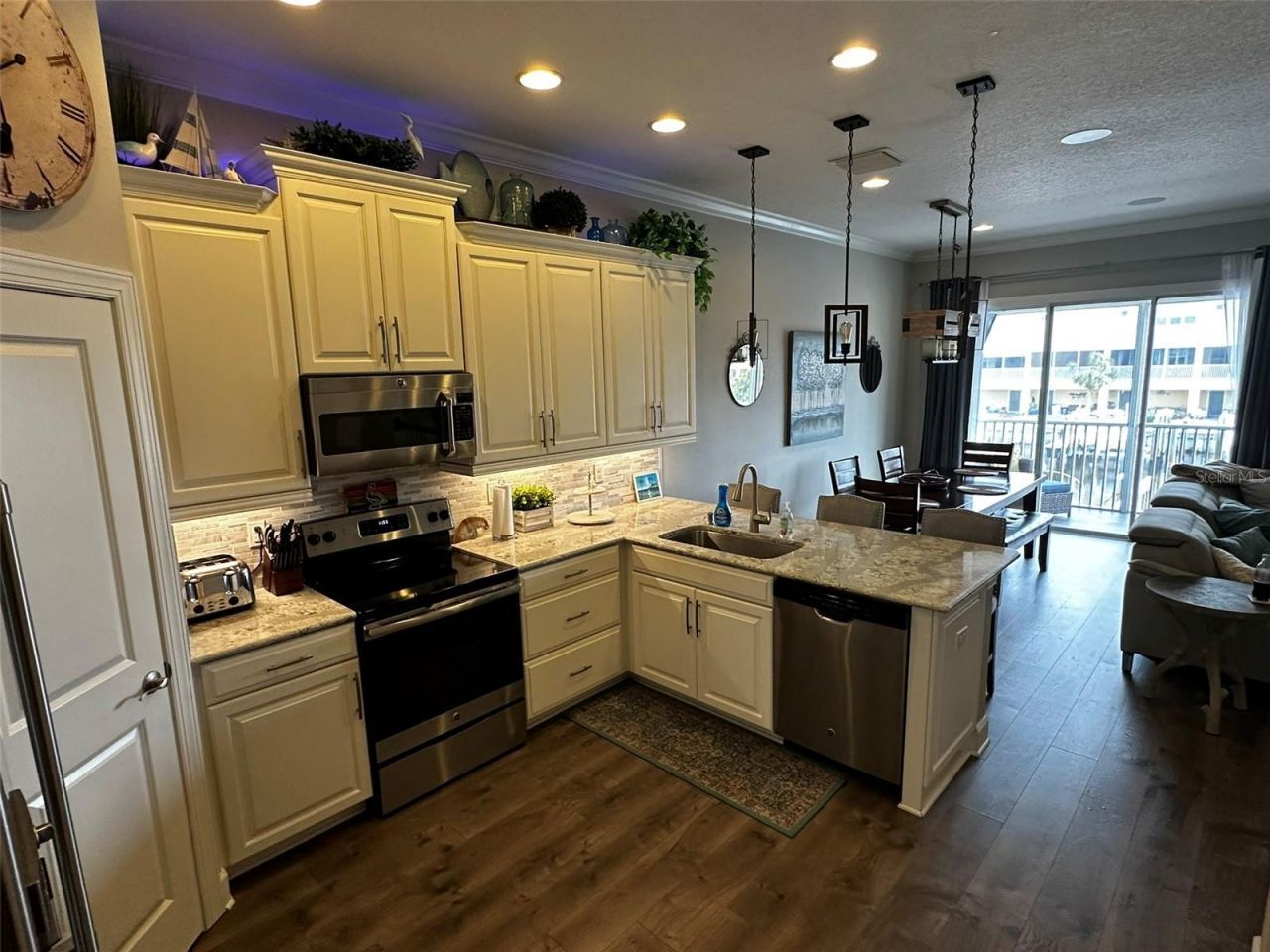 6072 Moorings Drive S, Saint Petersburg, FL 33712 Photo