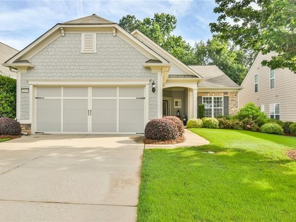 6649 Burnt Hickory Drive, Hoschton, GA 30548