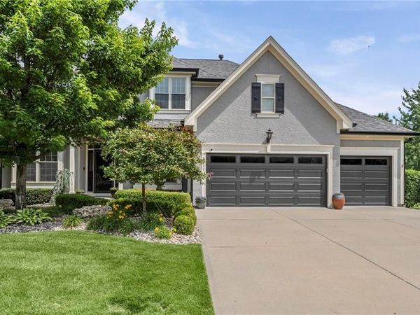 5211 Kenton Street, Shawnee, KS 66226