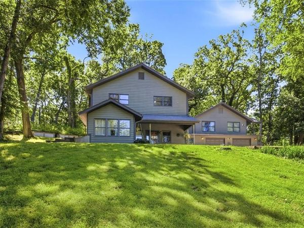 11948 Wooded Way Lane, Oskaloosa, KS 66066