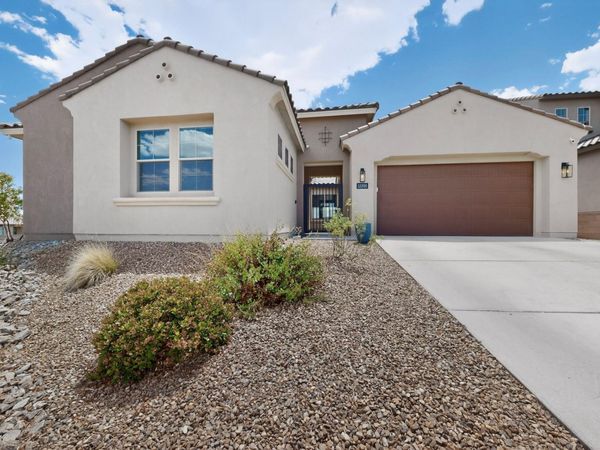 12200 Bear Valley Lane NW, Albuquerque, NM 87120