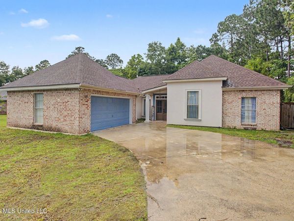 73636 Diamondhead Drive, Diamondhead, MS 39525