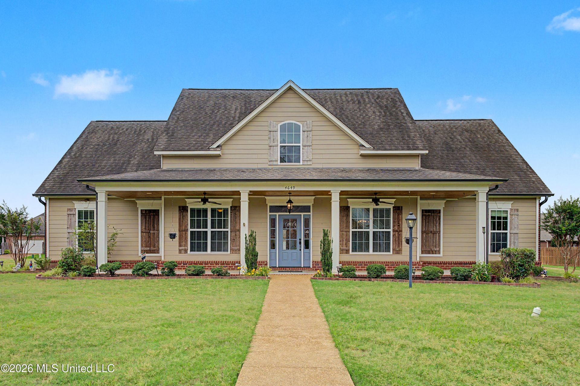 4649 Pleasant Breeze Drive, Olive Branch, MS 38654 Main Photo