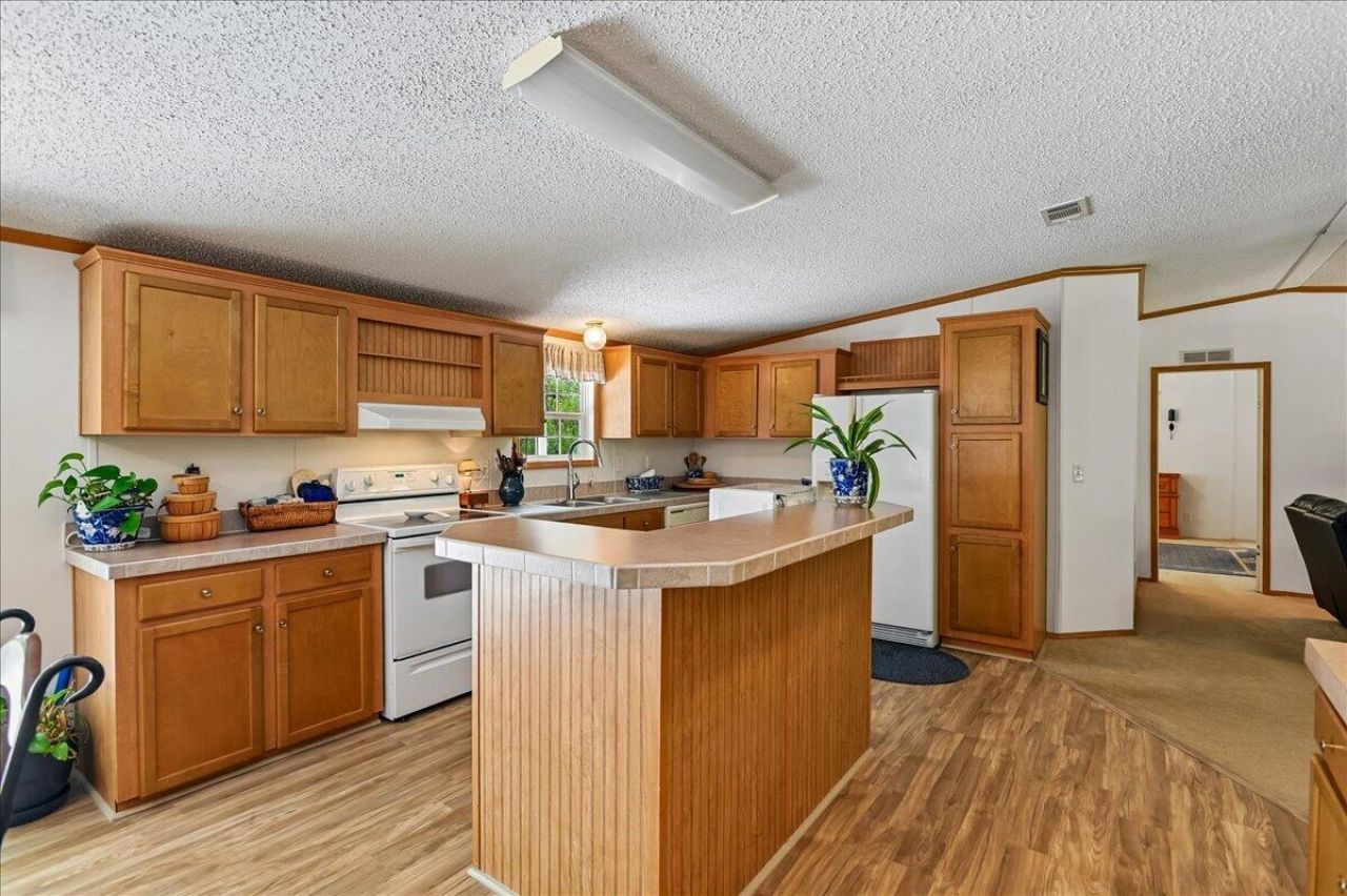 7089 Parkers Ferry Road Photo 39