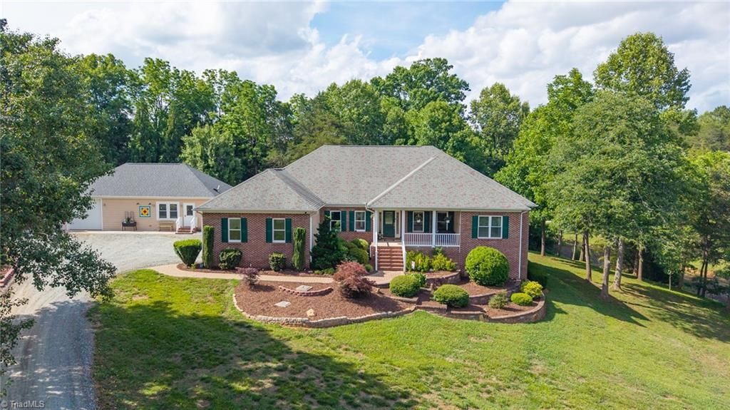 2648 Millbrook Drive, Haw River, NC 27258 Main Photo