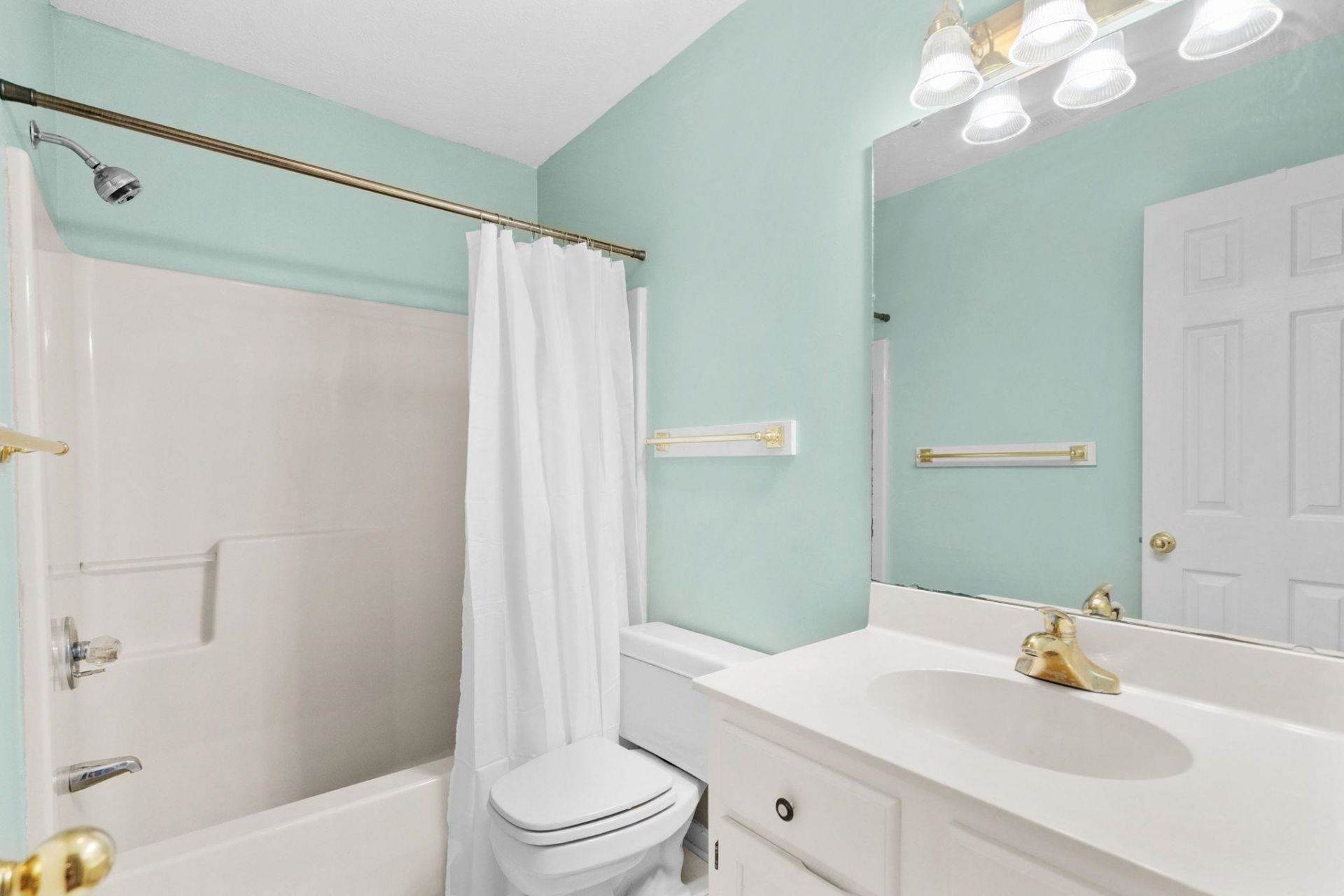 4105 Pinehurst Circle Photo 14