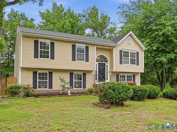 8830 Jenny Lane, Fredericksburg, VA 22407