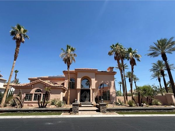 8112 Sapphire Bay Circle , Las Vegas, NV 89128