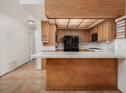 2956 Red Hawk Way, Sacramento, CA 95833 Photo