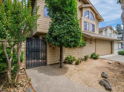 2956 Red Hawk Way, Sacramento, CA 95833 Photo