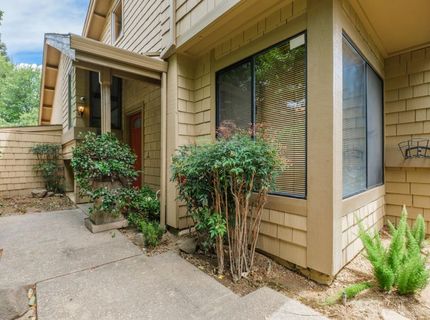 2956 Red Hawk Way, Sacramento, CA 95833 Photo